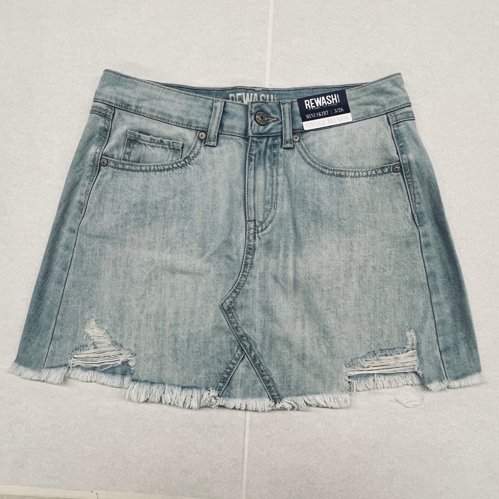 Rewash Vintage Reunion Distressed Denim Mini Skirt Light Wash Sz 3/26 NEW Indie
